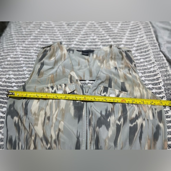 A/X ARMANI EXCHANGE | Patterned Romper Size P0/ Petite 0 - Picture 14 of 15